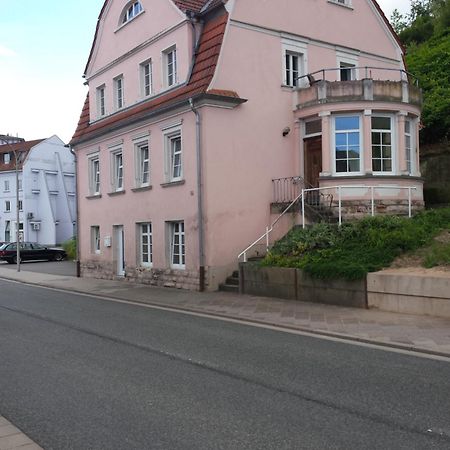 Moderne Wohnung In Barockem Altstadthaus Nahe Altstadt Und Radweg Blieskastel Exteriör bild